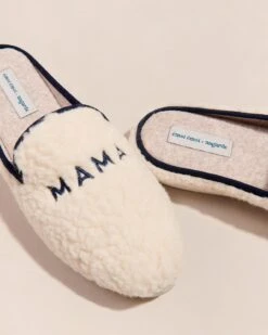 Les Chaussons Mama Cool En Laine Bouclette - Angarde X émoi émoi -Bijoux Magasin Permanent Chaussonsbouclettemamacool Angarde emoiemoi 44 1009web