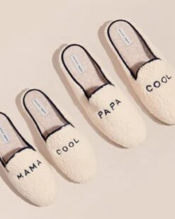 Le Duo De Chaussons Papa Cool X Mama Cool En Laine Bouclette -Bijoux Magasin Permanent Chaussonsbouclettepapacool Chaussonsbouclettemamacool Angarde emoiemoi 44 1016web