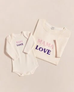 Le Duo Mama Love X Baby Love En Coton Bio - Crème -Bijoux Magasin Permanent IconicLovecosmic T shirtMamaLoveCosmic BodyBabyLove1 emoiemoiweb