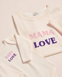 Le Body Baby Love En Coton Bio - Crème -Bijoux Magasin Permanent IconicLovecosmic T shirtMamaLoveCosmic BodyBabyLove2 emoiemoiweb