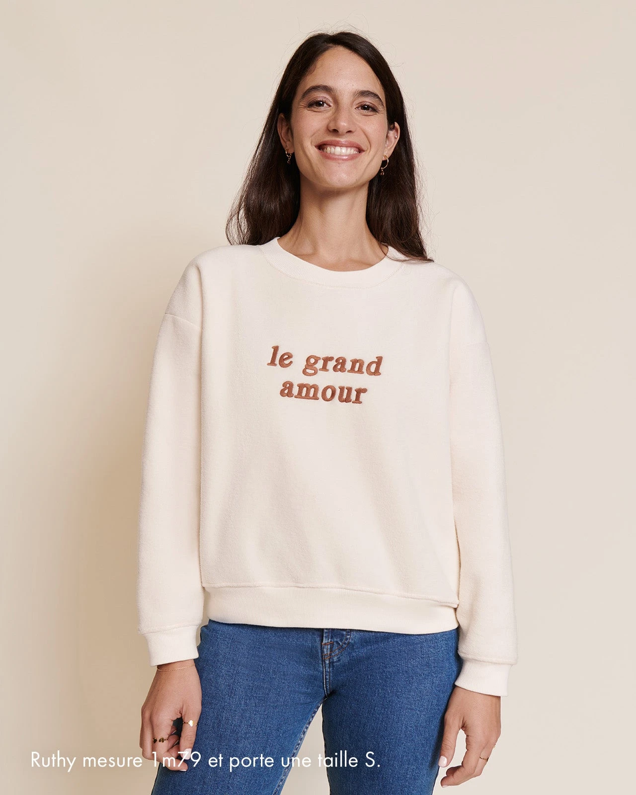 Le Duo De Sweats Le Grand Amour Femme / Enfant En Polaire Recyclée - Crème 8 Le Duo De Sweats Le Grand Amour Femme / Enfant En Polaire Recyclée - Crème – Image 6