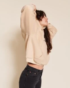 Le Hoodie Mother Nature En Polaire Recyclée - Beige -Bijoux Magasin Permanent Polairecreme HoodieMotherNaturefemme emoiemoi 11 1148web
