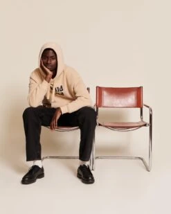 Le Hoodie Wild Dad En Polaire Recyclée - Beige 18 Le Hoodie Wild Dad En Polaire Recyclée - Beige -Bijoux Magasin Permanent Polairecreme HoodieWildDadhomme emoiemoi 11 1080web