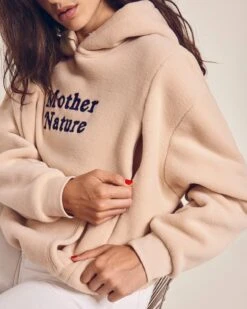 Le Hoodie D'allaitement Mother Nature En Polaire Recyclée - Latte 15 Le Hoodie D'allaitement Mother Nature En Polaire Recyclée - Latte -Bijoux Magasin Permanent Polairecreme Hoodieallaitementmothernature5 emoiemoi22Wweb
