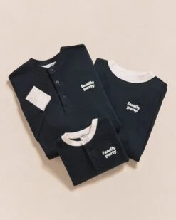 Le Pyjama Family Party Homme En Coton Bio Nid D'abeille - Charbon -Bijoux Magasin Permanent Pyjamacharbon Familyparty enfantfemmehomme emoiemoi 09 66823Wweb