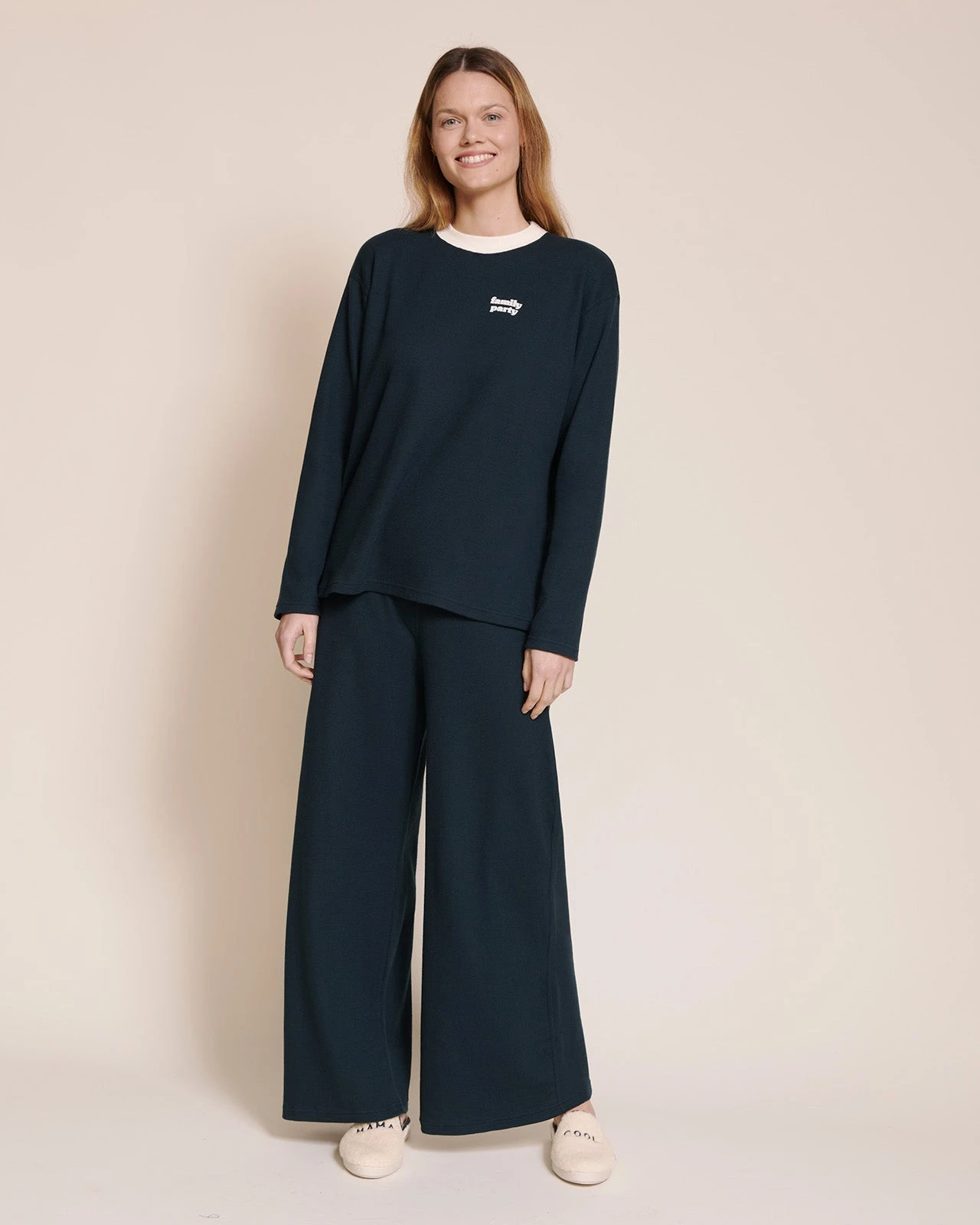 Le Bas De Pyjama Family Party Femme En Coton Bio Nid D'abeille - Charbon 5 Le Bas De Pyjama Family Party Femme En Coton Bio Nid D'abeille - Charbon – Image 3