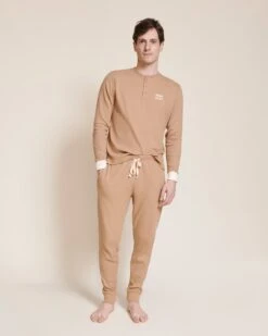 L'ensemble De Pyjama Papa Cool En Coton Bio Nid D'abeille - Praliné