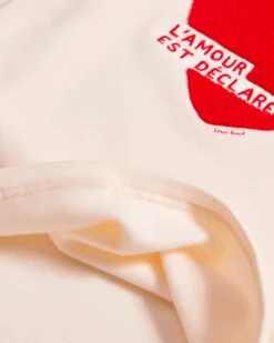 Le Sweat L'amour Est Déclaré Femme En Coton Bio - Crème -Bijoux Magasin Permanent l amourestdeclare sweatfemme chaussettesl amourestdeclare emoiemoi 23 0885web 974bd493 831c 4f7e 85e1 1aa1d2acad66