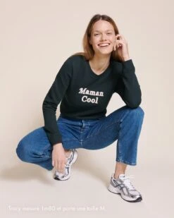 Le Sweat Maman Cool En Coton Bio - Charbon -Bijoux Magasin Permanent sweaticoniquecharbon mamancool jeanindigo emoiemoi 05 43923Swebtaille2