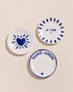 L'assiette Cœur Solaire En Porcelaine - Bleu 9 L'assiette Cœur Solaire En Porcelaine - Bleu -Bijoux Magasin S24Assiette Coeursolaire bleu Assiette Jet aime bleu Assiette Mamieamour bleuemoiemoi 22 561web e790a8ce 1668 41b5 a352 476359bfd375
