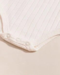 Le Hoodie D'allaitement Et Le Body Soleil De Ma Vie En Coton Bio - Crème -Bijoux Magasin S24BodyML Soleildemavie cremeemoiemoi 10 1607web f466f69a c4e2 48d6 9673 cedc762433f3