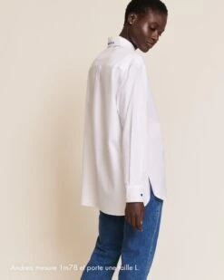 La Chemise L'amour Est Déclaré En Coton Bio - Blanche -Bijoux Magasin S24ChemiseCharlotteL amourestdeclare blanc jeanindigoemoiemoi 30 19372web