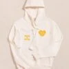 Le Hoodie D'allaitement Et Le Body Soleil De Ma Vie En Coton Bio - Crème 2 Le Hoodie D'allaitement Et Le Body Soleil De Ma Vie En Coton Bio - Crème -Bijoux Magasin S24HoodieSilke Soleildemavie creme BodyML Soleildemavie cremeCOMPOemoiemoi 10 269web 3748a214 76c2 4d68 bdf7 b9372d0c1d29