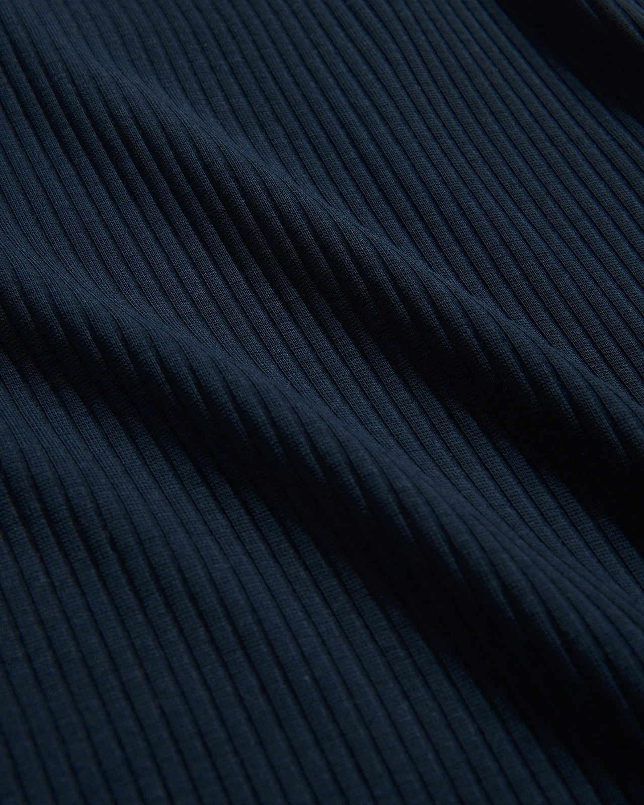 La Robe Roxane Allaitement En Lyocell Côtelé - Charbon 5 La Robe Roxane Allaitement En Lyocell Côtelé - Charbon – Image 3