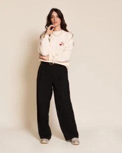 Le Duo De Sweats L'amour Est Déclaré En Coton Bio - Crème / Rouge 20 Le Duo De Sweats L'amour Est Déclaré En Coton Bio - Crème / Rouge -Bijoux Magasin S24SweatLadyD L amourestdeclare creme emoiemoi 05 0373web 66c6fcc9 3321 4f9f b068 21f694795f80