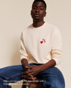 Le Sweat L'amour Est Déclaré Adulte En Coton Bio - Crème / Rouge -Bijoux Magasin S24SweatLadyD L amourestdeclare cremeemoiemoi 34 3271legendeweb 7d388ff3 3d75 4380 b495 5ced982a4a89
