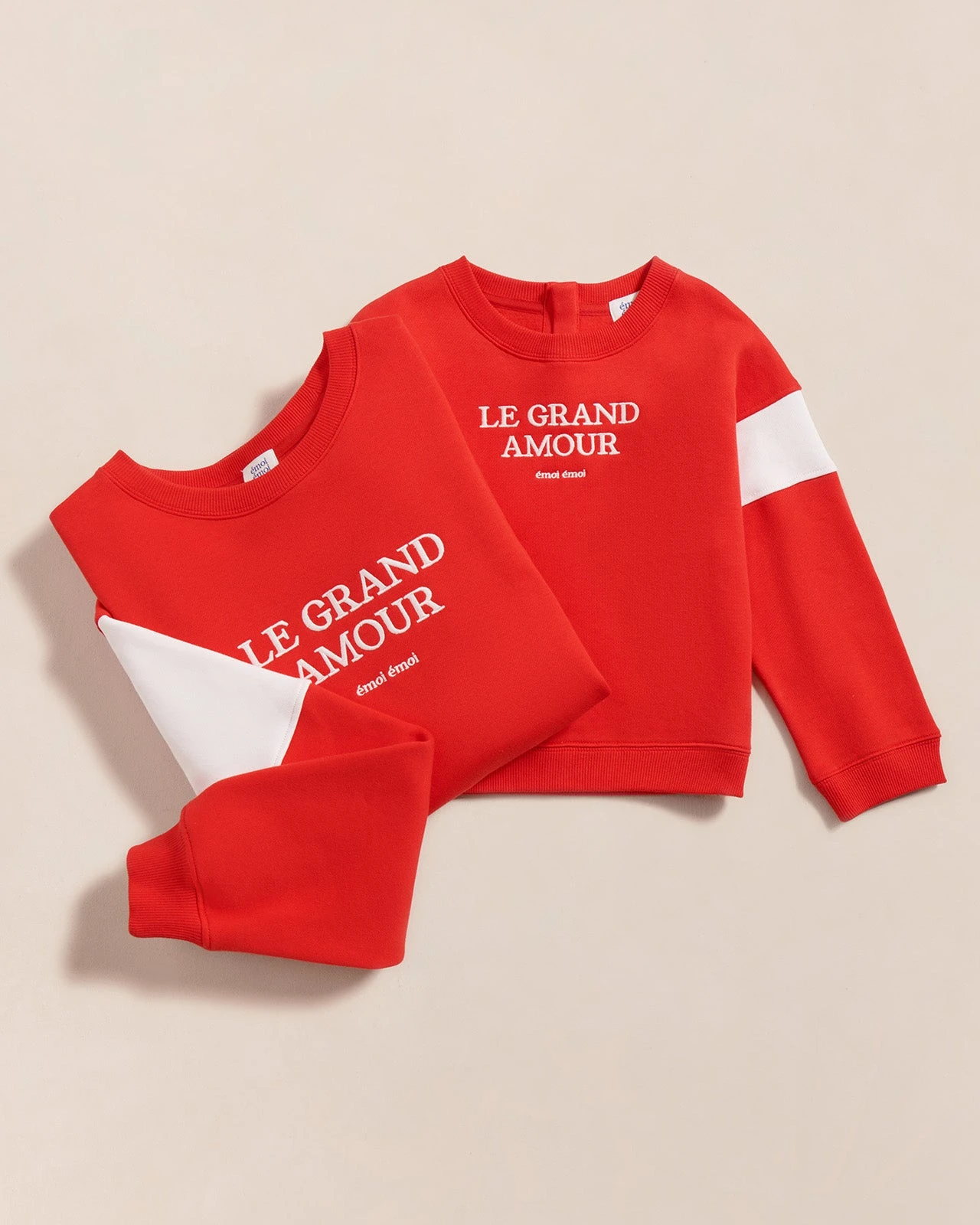 Le Sweat Le Grand Amour Enfant En Coton Bio - Rouge 10 Le Sweat Le Grand Amour Enfant En Coton Bio - Rouge – Image 8