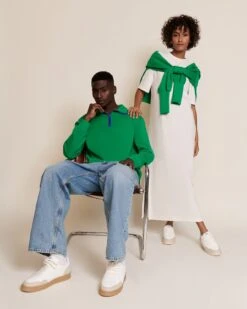 Le Sweat Stanny En Coton Bio Et Col Zippé - Vert -Bijoux Magasin S24SweatTrappeurStanny Molletonbicolore vert S24SweatSunny Molletonbicolore vert roberoxaneloukoumivoireemoiemoi 04 0999web