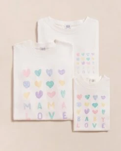 Le T-shirt Mama Love En Coton Bio - Blanc -Bijoux Magasin S24T shirtJean PapaLove blanc T shirtMamaLove T shirtBabyLovecoeuraquarelleCOMPOemoiemoi 13 330web 7dc42b92 b2dc 42d3 811f debfaf0ff114