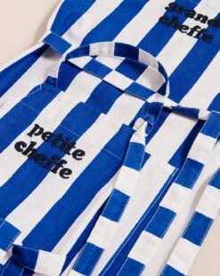 Le Tablier Grande Cheffe à Rayures En Coton - Bleu -Bijoux Magasin S24TablierCOMPO Grandecheffe PetiteCheffeimprimerayures bleuemoiemoi 23 610web