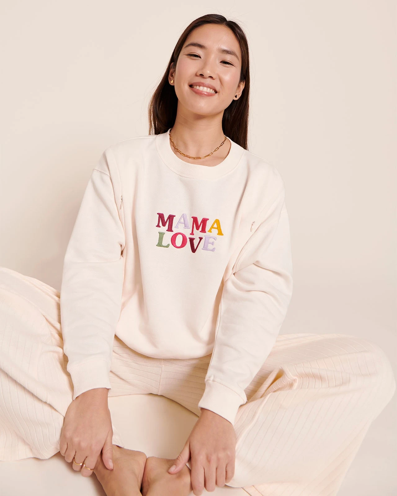 Le Sweat D'allaitement Club Mama Love En Coton Bio - Crème 3 Le Sweat D'allaitement Club Mama Love En Coton Bio - Crème