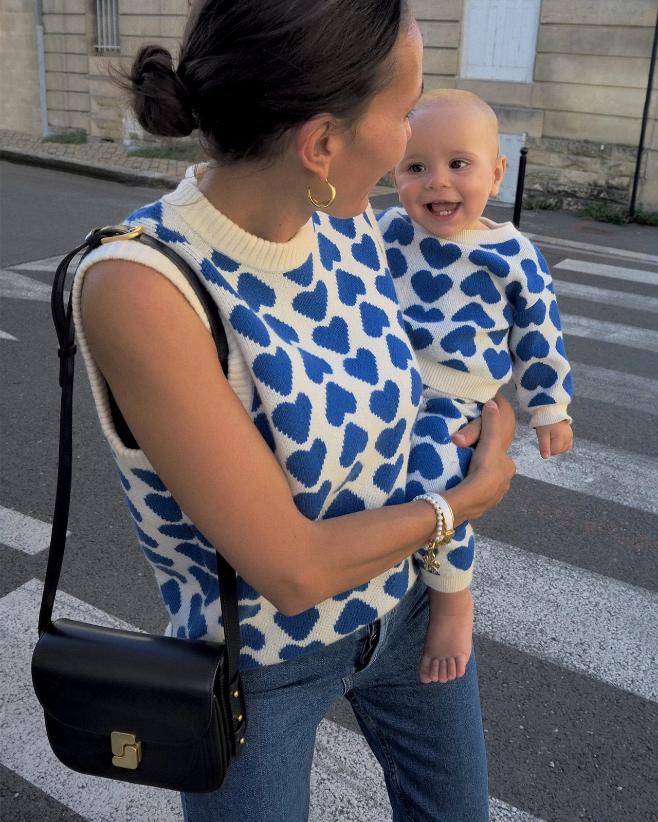 Le Pantalon Max En Cachemire - Cœurs Bleus - Hircus X émoi émoi 9 Le Pantalon Max En Cachemire - Cœurs Bleus - Hircus X émoi émoi – Image 7