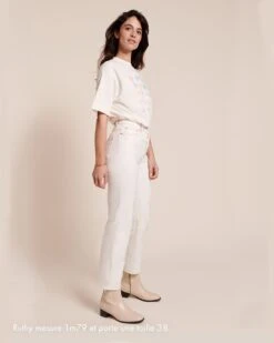 Le Jean Qui Vous Aime - écru 25 Le Jean Qui Vous Aime - écru -Bijoux Magasin jeanecrutaille