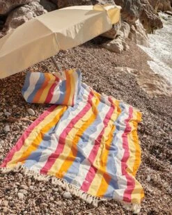 La Grande Fouta Brodée Family Love - Rainbow