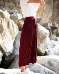 La Jupe Plissée Adèle - Bordeaux 17 La Jupe Plissée Adèle - Bordeaux -Bijoux Magasin la jupe plissee adele bordeaux 4