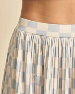 La Jupe Plissée Adèle - Damier Bleu Et Crème 9 La Jupe Plissée Adèle - Damier Bleu Et Crème -Bijoux Magasin la jupe plissee adele damier bleu et creme 7f3129e5 5f71 4666 8ecc 222128a4cf35