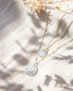 La Médaille Initiale - Argentée - 15mm -Bijoux Magasin la medaille initiale 15 mm argentee 7 44f62316 8ff3 4e92 830c e6feb6e93f89