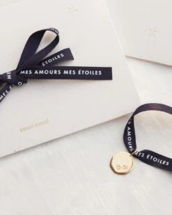 La Médaille Précieuse Mes Cœurs, Mes Amours - 17 Mm - En Vermeil -Bijoux Magasin la medaille precieuse mes coeurs mes amours 17 mm en vermeil emoi emoi 14