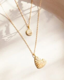 La Médaille Précieuse Seule Soleil De Ma Vie - En Vermeil - 16mm -Bijoux Magasin la medaille precieuse soleil de ma vie en vermeil 16 mm 6