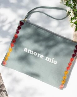 La Pochette Brodée Amore Mio - Vert D'eau