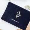 La Pochette Maman Adorée En Velours - Charbon -Bijoux Magasin la pochette maman adoree en velours charbon emoi emoi 3