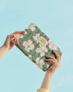 La Pochette Anémones - Message Au Choix -Bijoux Magasin la pochette matelassee anemones en coton bio message au choix 4
