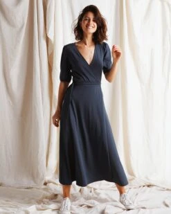 La Robe Rosie En Tencel - Charbon -Bijoux Magasin la robe rosie en tencel charbon emoi emoi 12