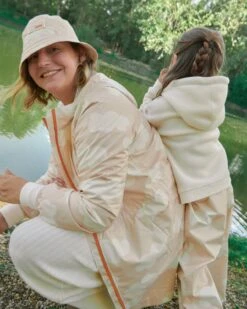 Le Bob Imperméable Nuages Adulte - Latte - Flotte X émoi émoi -Bijoux Magasin le bob de pluie nuages adulte latte flotte x emoi emoi 24