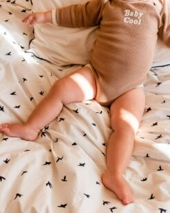 Le Body Baby Cool En Coton Bio Nid D'abeille - Praliné -Bijoux Magasin le body baby cool en coton bio nid dabeille praline