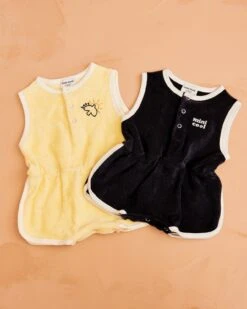 La Mini Combinaison Baby Bird En éponge - Vanille 17 La Mini Combinaison Baby Bird En éponge - Vanille -Bijoux Magasin le combinaison brodee baby sun bird en coton bio vanille 3