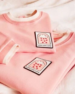 Le Sweat Club Love Love Love Femme En Coton Bio - Rose -Bijoux Magasin le duo de sweats club love love love en coton bio rose 8 4ff2a826 6120 4981 9bb0 79e0eb903d8a