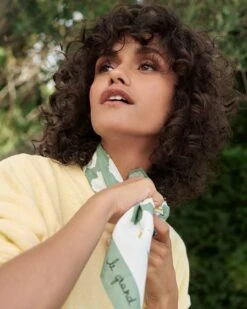 Le Foulard En Coton Bio - Anémones Olive -Bijoux Magasin le foulard anemones en coton bio olive 3