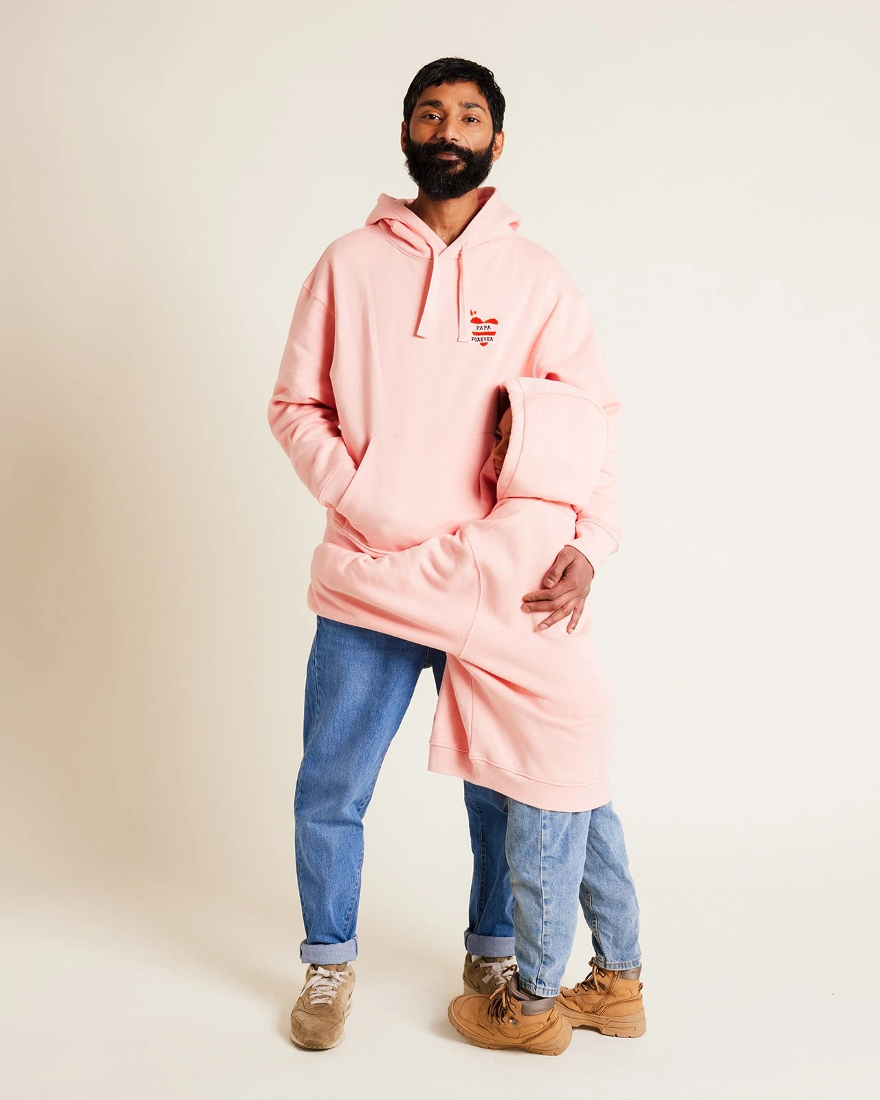 Le Hoodie Brodé Papa Forever Homme En Coton Bio - Rose 4 Le Hoodie Brodé Papa Forever Homme En Coton Bio - Rose – Image 2