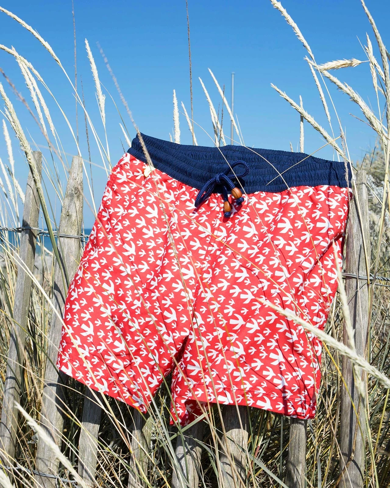 Le Maillot Homme Imprimé Birds – Gili's X émoi émoi 2 Le Maillot Homme Imprimé Birds – Gili's X émoi émoi