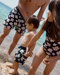 Le Maillot Une Pièce Anémones Enfant - Gili's X émoi émoi 17 Le Maillot Une Pièce Anémones Enfant - Gili's X émoi émoi -Bijoux Magasin le maillot une piece anemones enfant gilis x emoi emoi 6