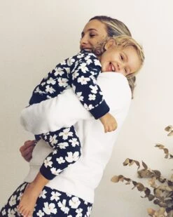 Le Pantalon Pia En Coton Bio - Anémones Bleu Nuit -Bijoux Magasin le pantalon de jogging pia en coton bio anemones bleu nuit 3