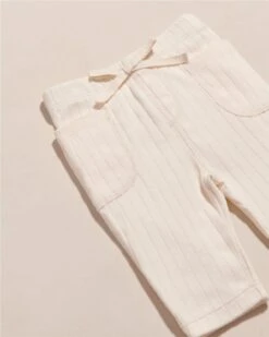 Le Sweat Enfant Le Grand Amour Et Le Pantalon Lars Crème -Bijoux Magasin le pantalon lars en coton bio creme 6 ae0680b0 5e9f 4d8c 8186 aa0639e0e5e3