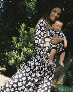 Le Sweat Stella Femme En Coton Bio - Anémones Bleu Nuit -Bijoux Magasin le sweat anemones femme en coton bio blueberry 10