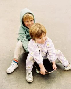 Le Sweat Sam En Coton Bio - Anémones Lilas 29 Le Sweat Sam En Coton Bio - Anémones Lilas -Bijoux Magasin le sweat anemones maxi enfant en coton bio lilas 25