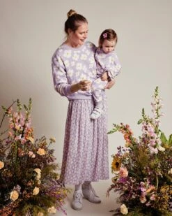 Le Sweat Sam En Coton Bio - Anémones Lilas 34 Le Sweat Sam En Coton Bio - Anémones Lilas -Bijoux Magasin le sweat anemones maxi enfant en coton bio lilas 6